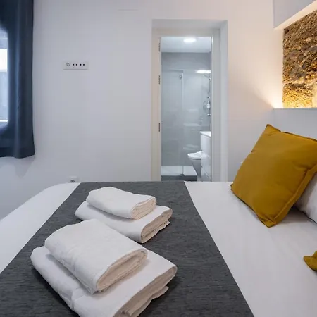 El Sol & La Sal De Little